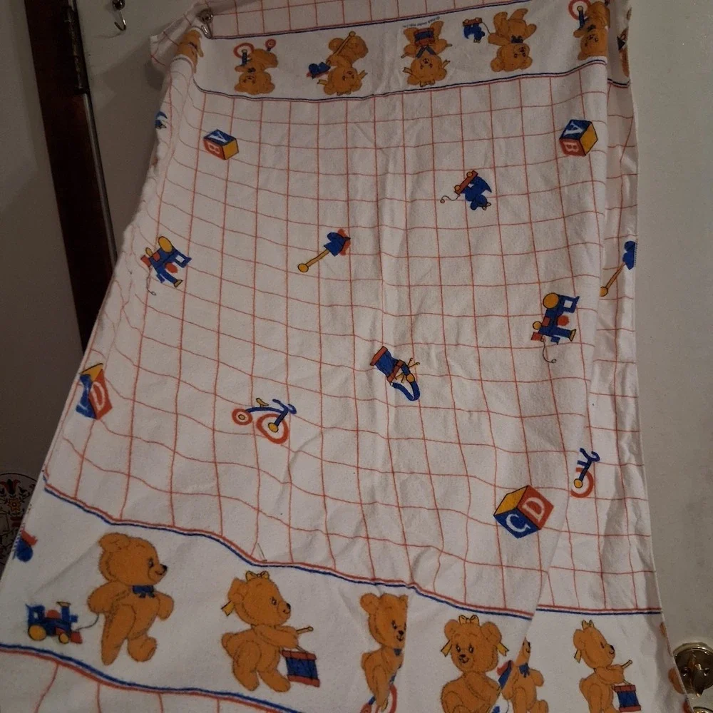 Vtg 80s Dundee Teddy Bear‎ Boy Girl AOP Flannel Receiving Blanket Primary Colors